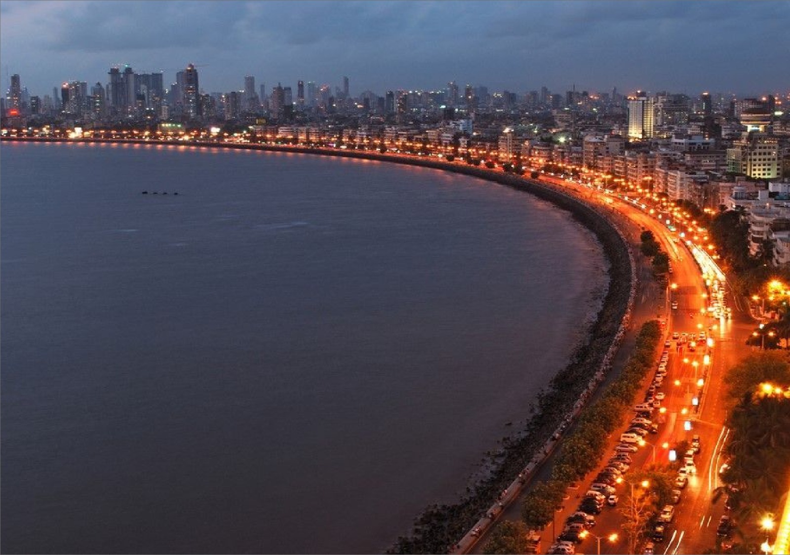 Nariman Point - Show from Running Bus