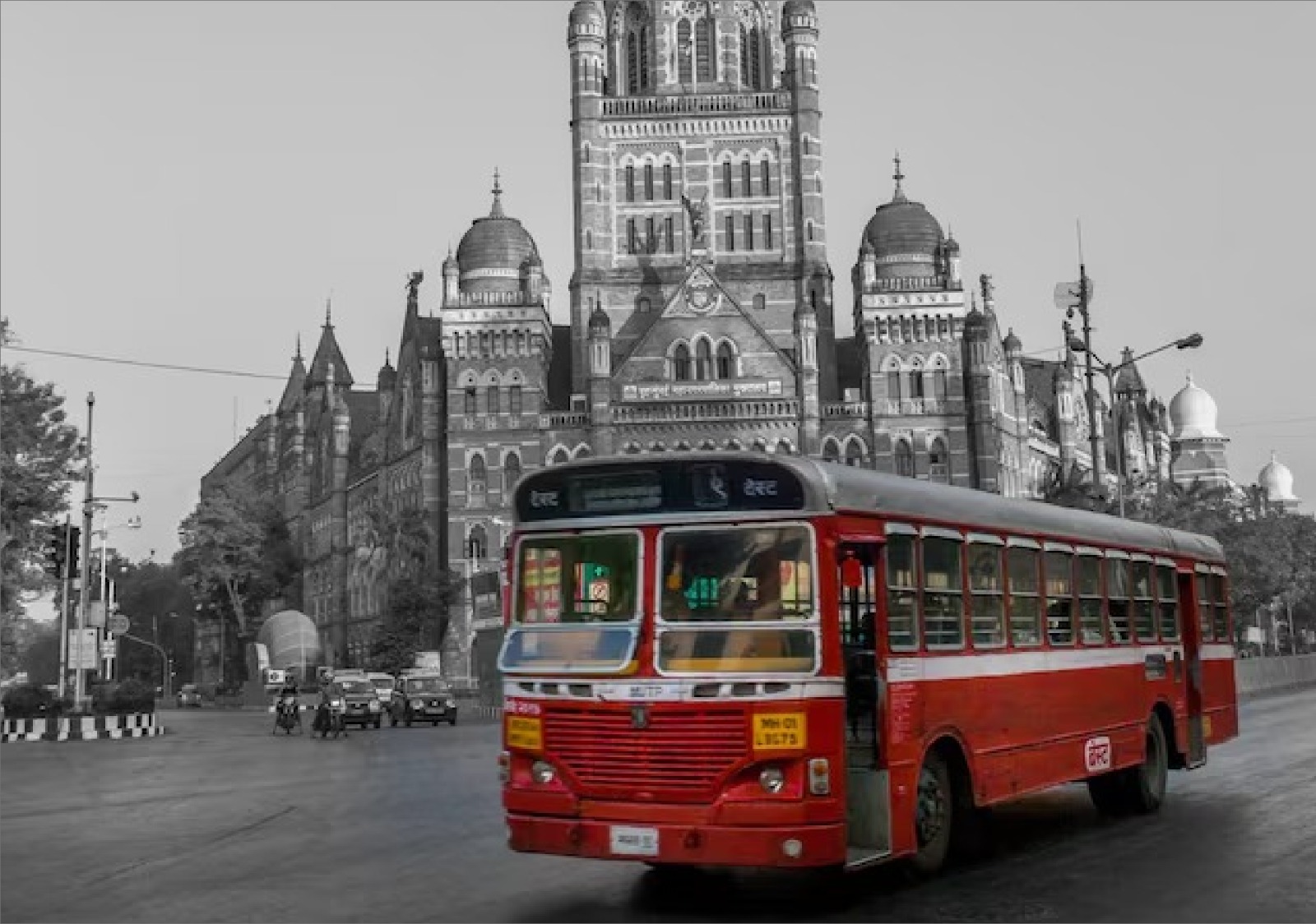 High Court - Show from Running Bus